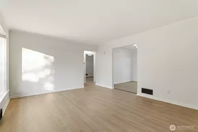 924 E 57th Street, Tacoma, WA 98404 - Photo 4