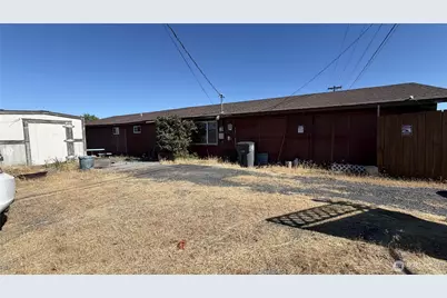 2745 NE Westshore Dr, Moses Lake, WA 98837 - Photo 1