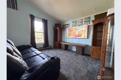 2745 NE Westshore Dr, Moses Lake, WA 98837 - Photo 2