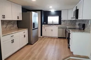 31108 3rd Ave, Black Diamond, WA 98010 - Photo 2