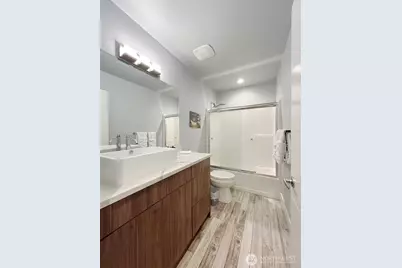 3621 Lincoln Avenue NE, Renton, WA 98056 - Photo 16