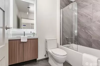 1019 Granary Avenue #402, Bellingham, WA 98225 - Photo 10