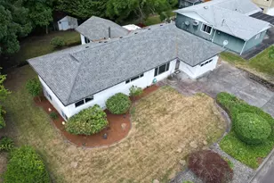205 N 21st Ave, Kelso, WA 98626 - Photo 4
