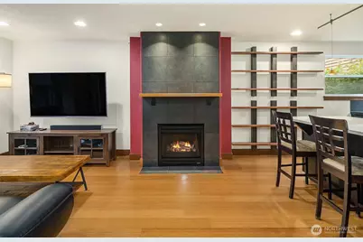 3635 Greenwood Avenue N #B, Seattle, WA 98103 - Photo 10