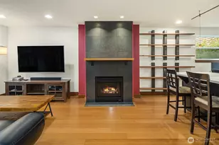 3635 Greenwood Ave N, Seattle, WA 98103 - Photo 10