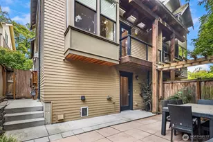 3635 Greenwood Ave N, Seattle, WA 98103 - Photo 4