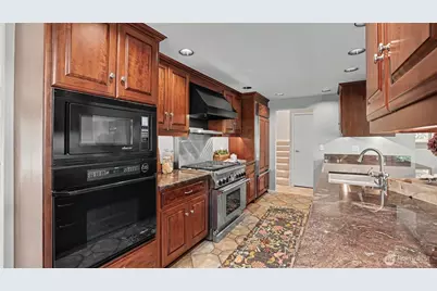 11 Cascade Key, Bellevue, WA 98006 - Photo 16