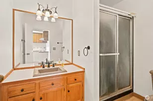 2305 E Lake Sammamish Pl SE, Sammamish, WA 98075 - Photo 30