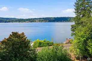 2305 E Lake Sammamish Pl SE, Sammamish, WA 98075 - Photo 34