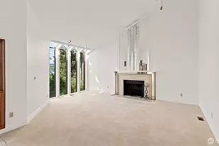 2305 E Lake Sammamish Pl SE, Sammamish, WA 98075 - Photo 20