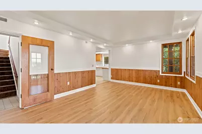 2305 E Lake Sammamish Place SE, Sammamish, WA 98075 - Photo 28