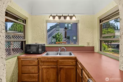 231 Central Street NE, Olympia, WA 98506 - Photo 10