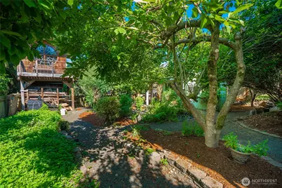 231 Central Street NE, Olympia, WA 98506 - Photo 32