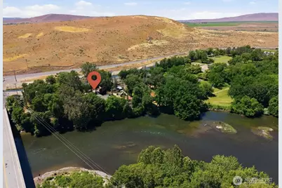 76704 N Yakima River Road, West Richland, WA 99353 - Photo 2