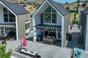 1402 Cottage Ln, Chelan, WA 98816 - Photo 1