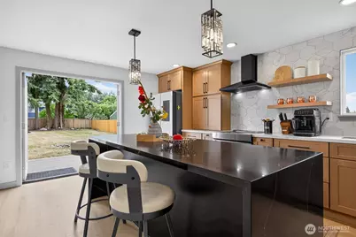 20411 71st Street E, Bonney Lake, WA 98391 - Photo 6