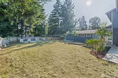 13512 Prairie Ridge Drive E, Bonney Lake, WA 98391 - Photo 32