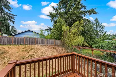 22208 Meridian Avenue S, Bothell, WA 98021 - Photo 24