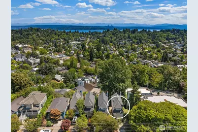 314 25th Avenue E, Seattle, WA 98112 - Photo 1