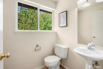314 25th Avenue E, Seattle, WA 98112 - Photo 28