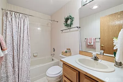 233 3rd Avenue S #101, Edmonds, WA 98020 - Photo 16