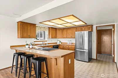 178 Skagit Avenue, Camano Island, WA 98282 - Photo 10
