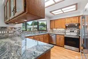464 Marine View Pl, Camano Island, WA 98282 - Photo 16