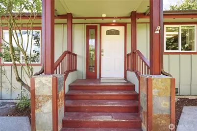 516 Beach Drive, Snohomish, WA 98290 - Photo 2