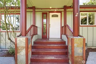 516 Beach Dr, Snohomish, WA 98290 - Photo 2
