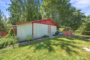 516 Beach Dr, Snohomish, WA 98290 - Photo 34