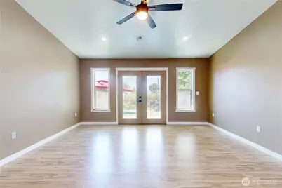 905 Cowl Street, Milton-Freewater, OR 97862 - Photo 18