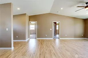 905 Cowl St, Milton-Freewater, OR 97862 - Photo 26