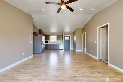 905 Cowl Street, Milton-Freewater, OR 97862 - Photo 22