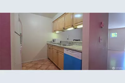 12345 Roosevelt Way NE #406, Seattle, WA 98125 - Photo 12