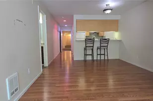 12345 Roosevelt Way NE, Seattle, WA 98125 - Photo 6