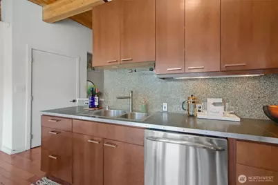 1408 12th Avenue #310, Seattle, WA 98122 - Photo 10