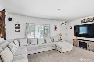 31022 229th Ave SE, Black Diamond, WA 98010 - Photo 8