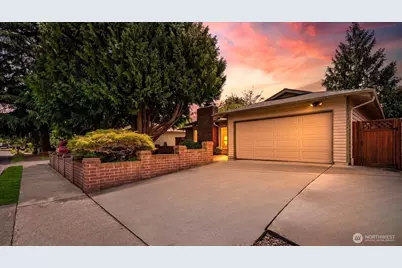 1902 19th Dr NE, Auburn, WA 98002 - Photo 2