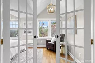 114 Queen Anne Dr, Seattle, WA 98109 - Photo 20