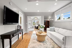 114 Queen Anne Dr, Seattle, WA 98109 - Photo 18