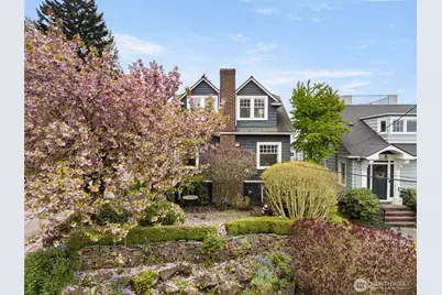 114 Queen Anne Drive, Seattle, WA 98109 - Photo 2