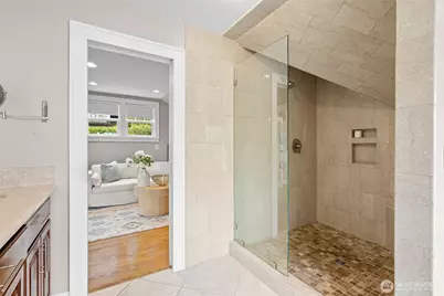 114 Queen Anne Drive, Seattle, WA 98109 - Photo 26