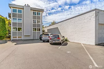 5912 California Avenue SW #102, Seattle, WA 98136 - Photo 20