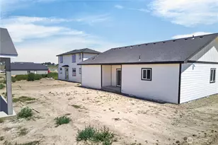 309 Olivia St, Sunnyside, WA 98944 - Photo 26