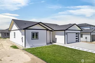 309 Olivia St, Sunnyside, WA 98944 - Photo 2
