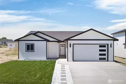 309 Olivia Street, Sunnyside, WA 98944 - Photo 1