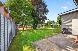 233 Cascade St, Buckley, WA 98321 - Photo 20