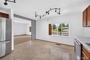 233 Cascade St, Buckley, WA 98321 - Photo 10