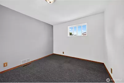 233 Cascade Street, Buckley, WA 98321 - Photo 14