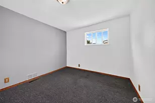 233 Cascade St, Buckley, WA 98321 - Photo 14